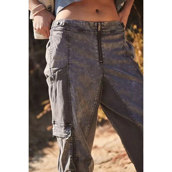 NWT FREE PEOPLE MOVEMENT Sz M FAST TRACK PANTS UTILITY HAREM IN BLACK - Picture 3 of 5